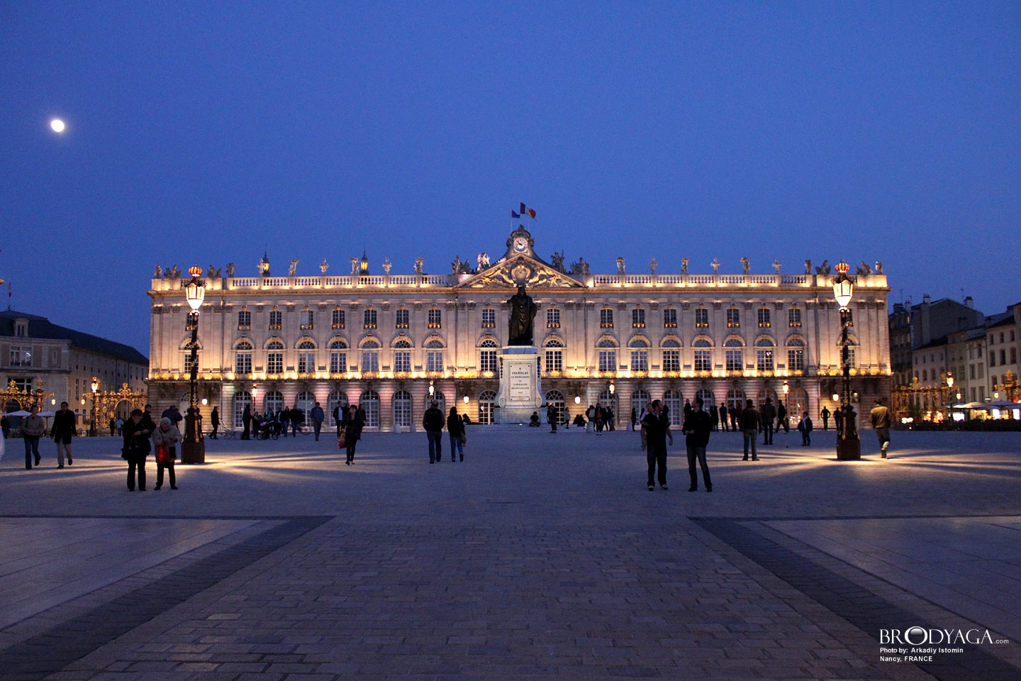 Place Stanislas by night